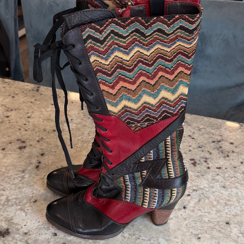 Spring step L'Artiste women's Malag boots like new